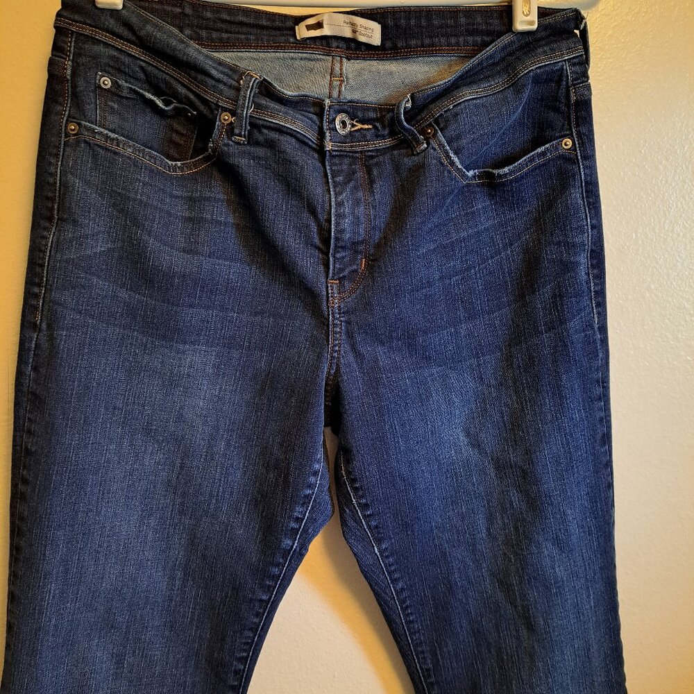 Levi's Perfectly Shaping 512 Bootcut Denim Jeans With Riveting Detail Pockets - Picture 5 of 10